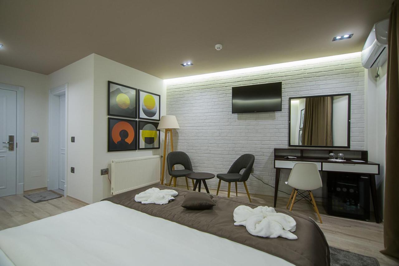 Hotel Regal Korça Kültér fotó